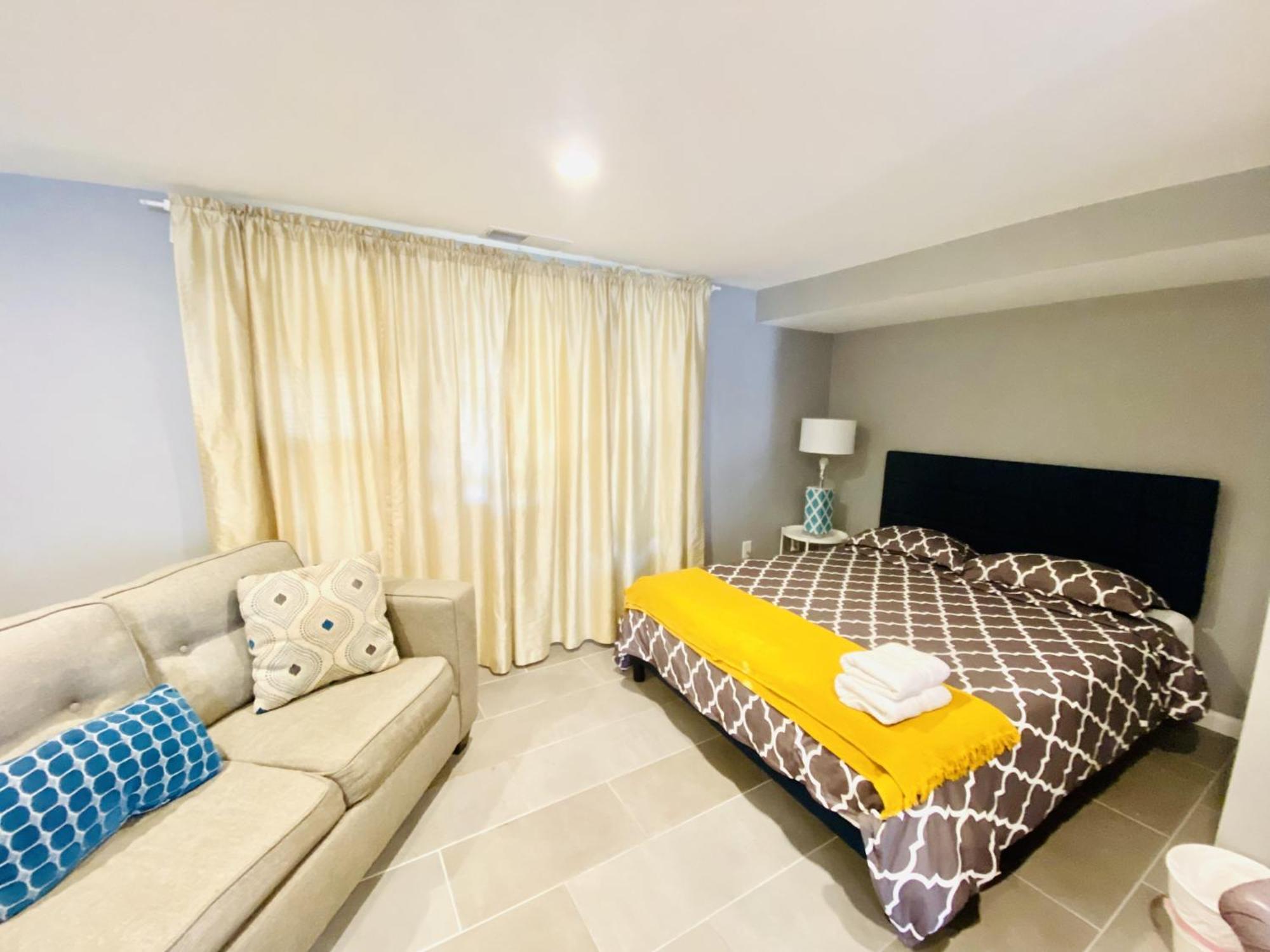 Tuscany 2900 - Classic Italian Style 3Br W Parking Near Airport فيلادلفيا المظهر الخارجي الصورة
